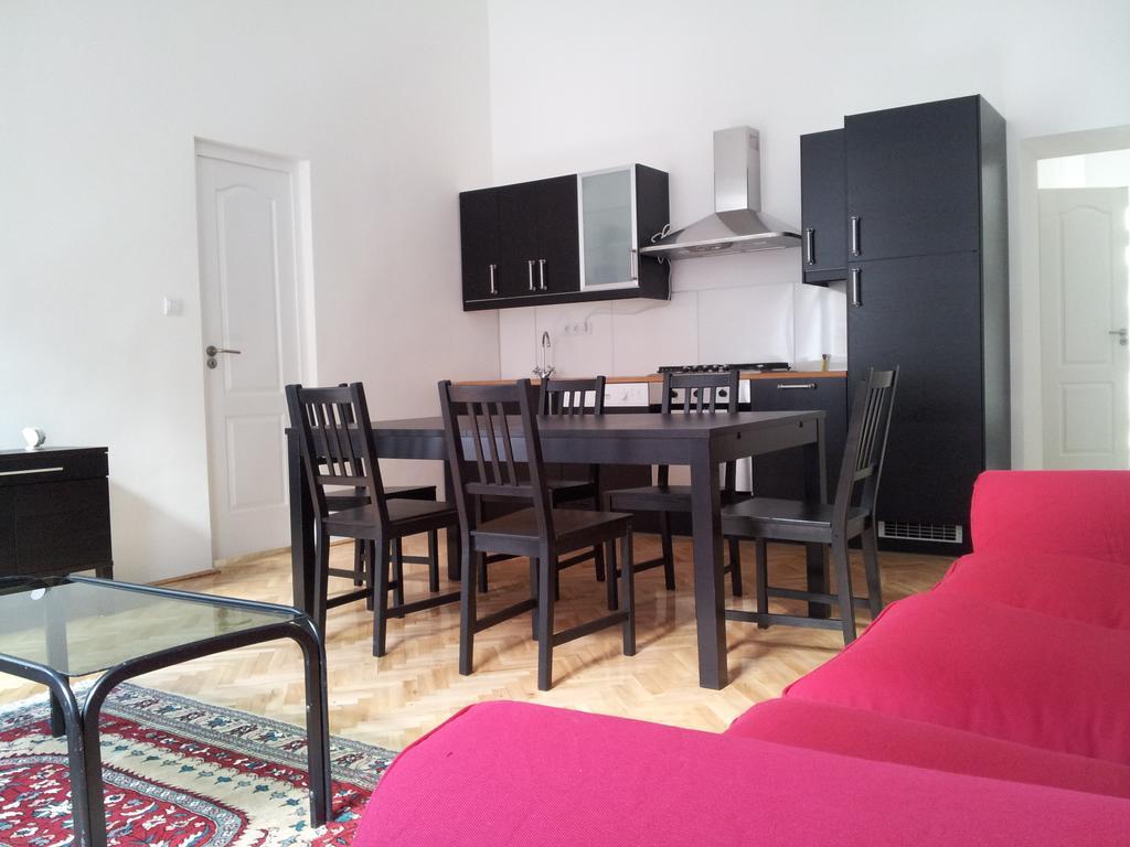 Anna 2 Bedrooms 2 Bathrooms 6 Bikes Budapest Værelse billede